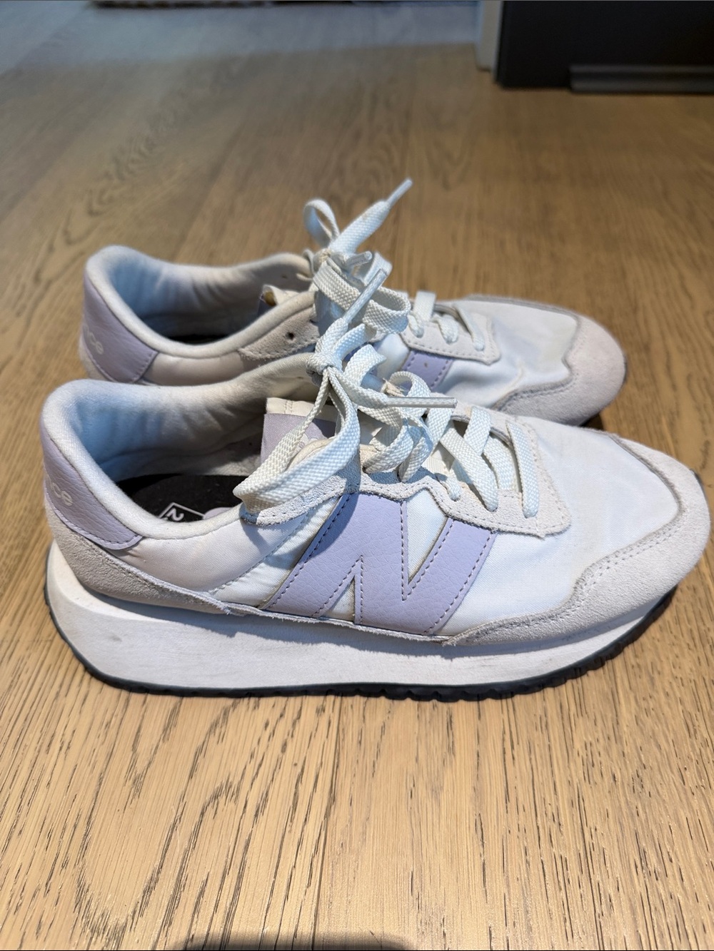 New Balance Women's Sneakers in Lavender and White
